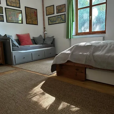 Rustic & Garden Retreat On Buda Hilltop * Budapešť