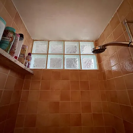 Feriehus Rustic & Garden Retreat On Buda Hilltop Budapest