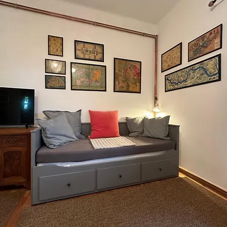 Rustic & Garden Retreat On Buda Hilltop Feriehus Budapest